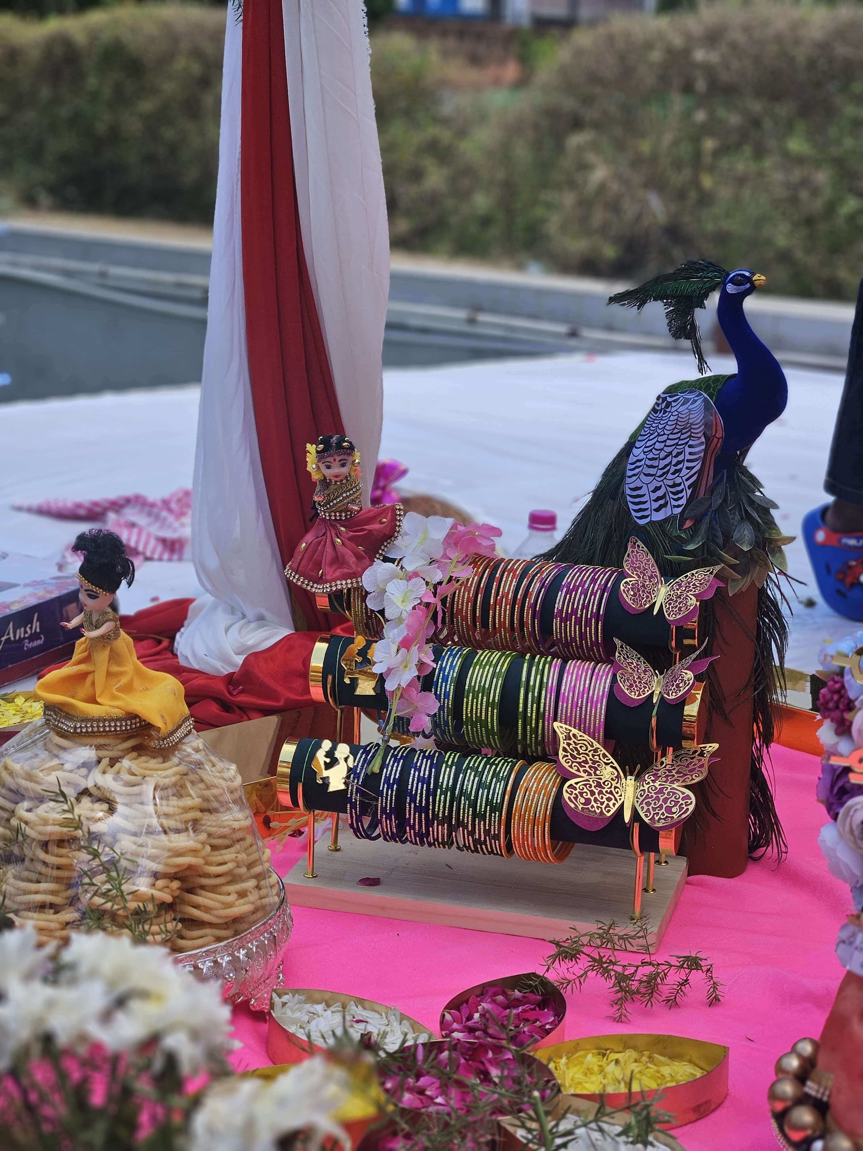 Traditional gold decoration